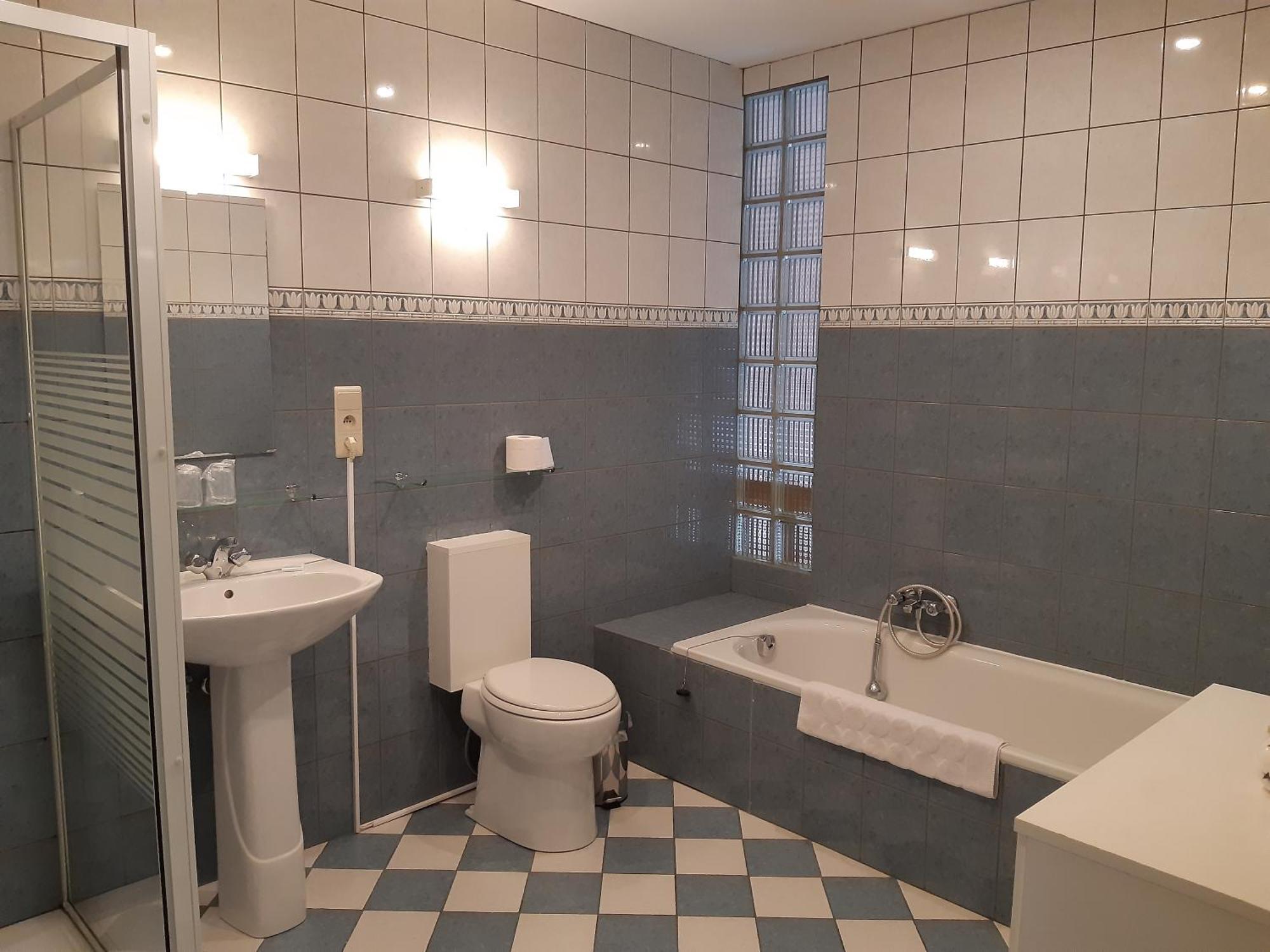 Chanteloup, Maison D'Hotes - Halleux Halleux  Kamer foto